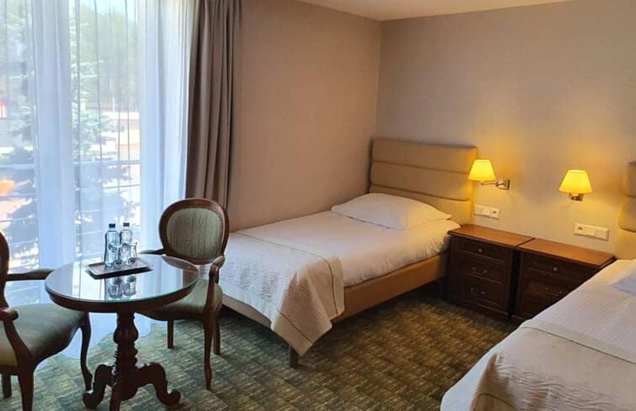 Hotel Boss Varsovie Extérieur photo