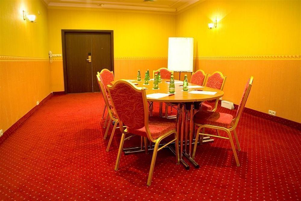 Hotel Boss Varsovie Extérieur photo